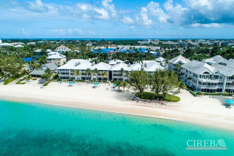 CAYMAN CLUB